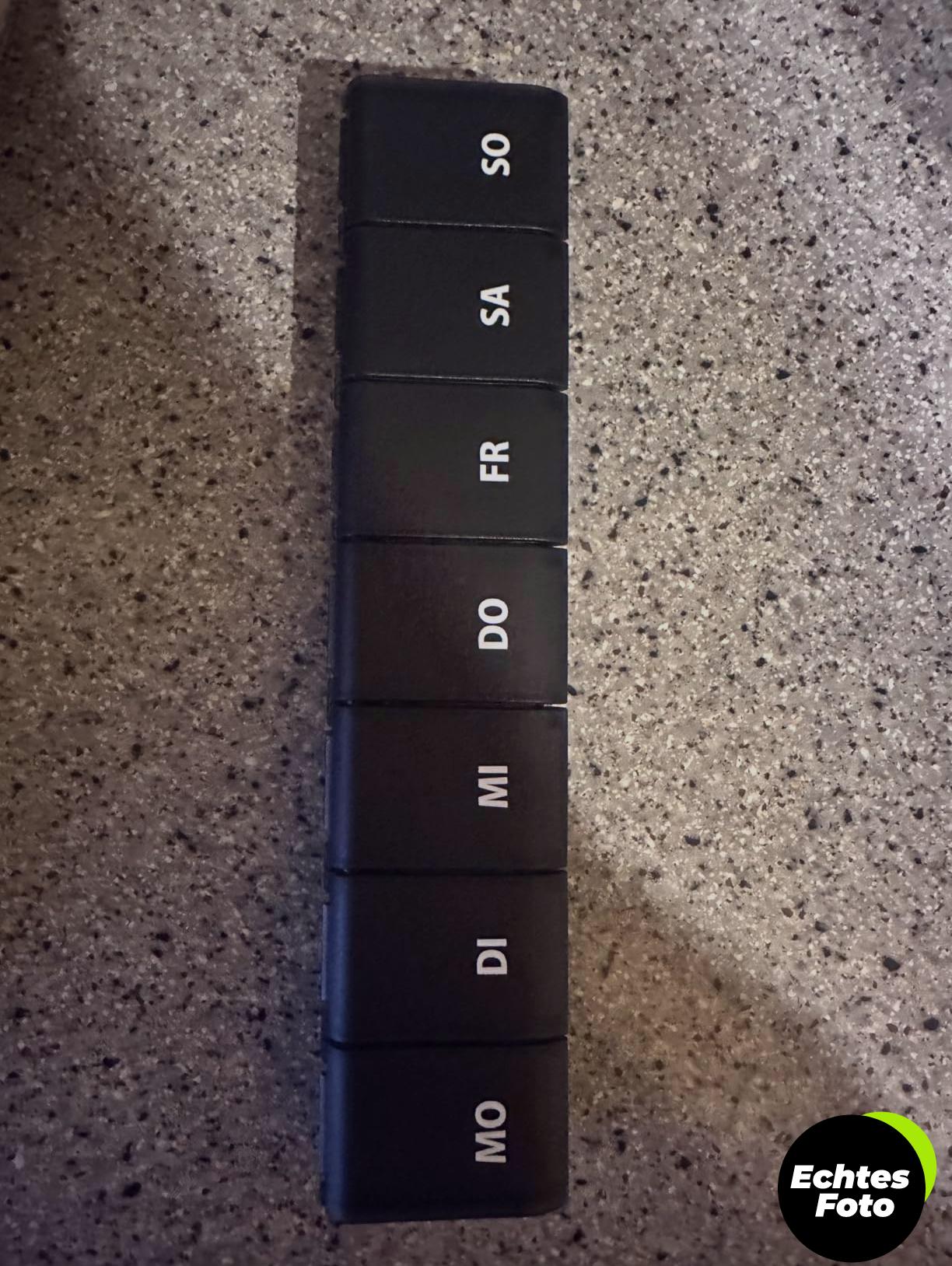 auvon-pillenbox-7-tage-tragbar-bpa-frei-design-foto-2
