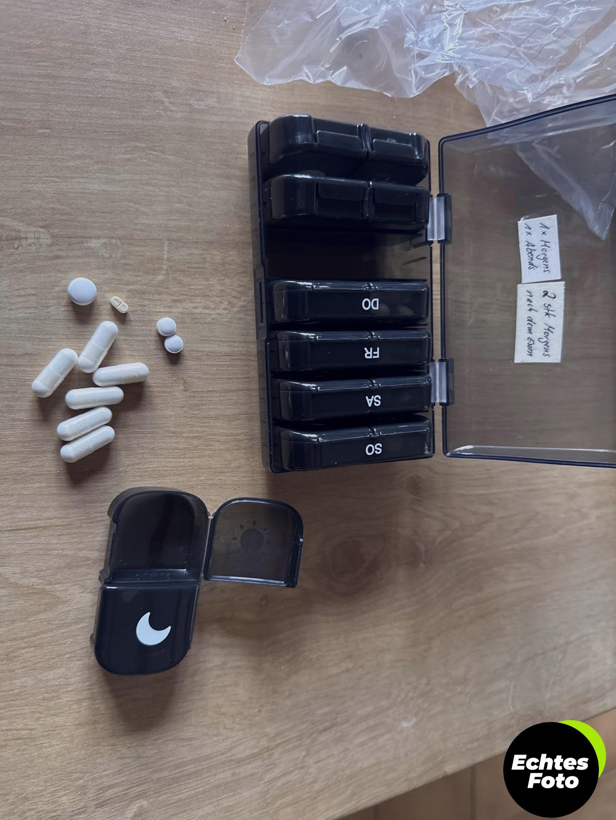 auvon-tablettenbox-7-tage-mit-grossen-faechern-foto-3