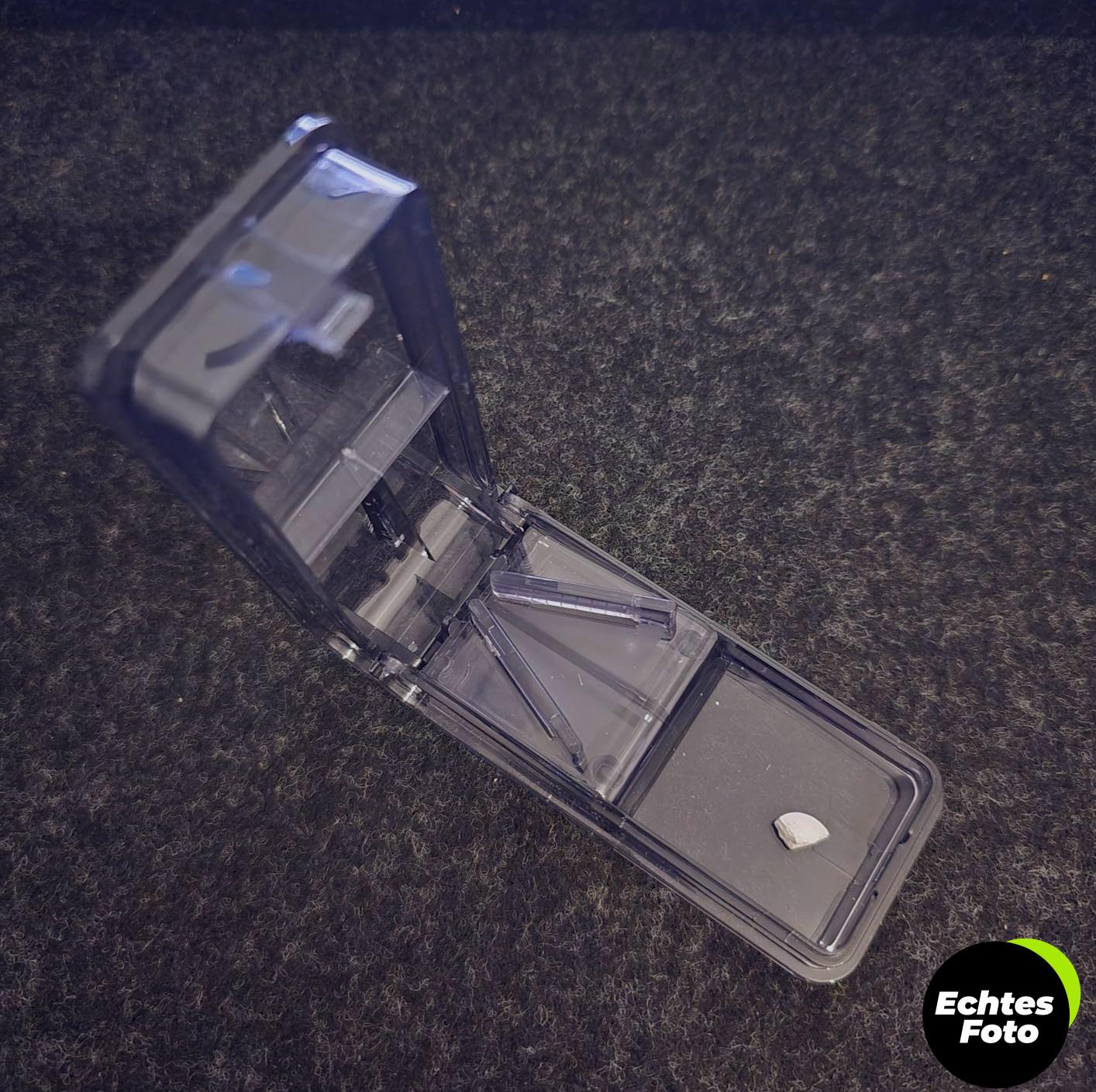 geekerchip-pillenteiler-pro-schwarz-foto-2