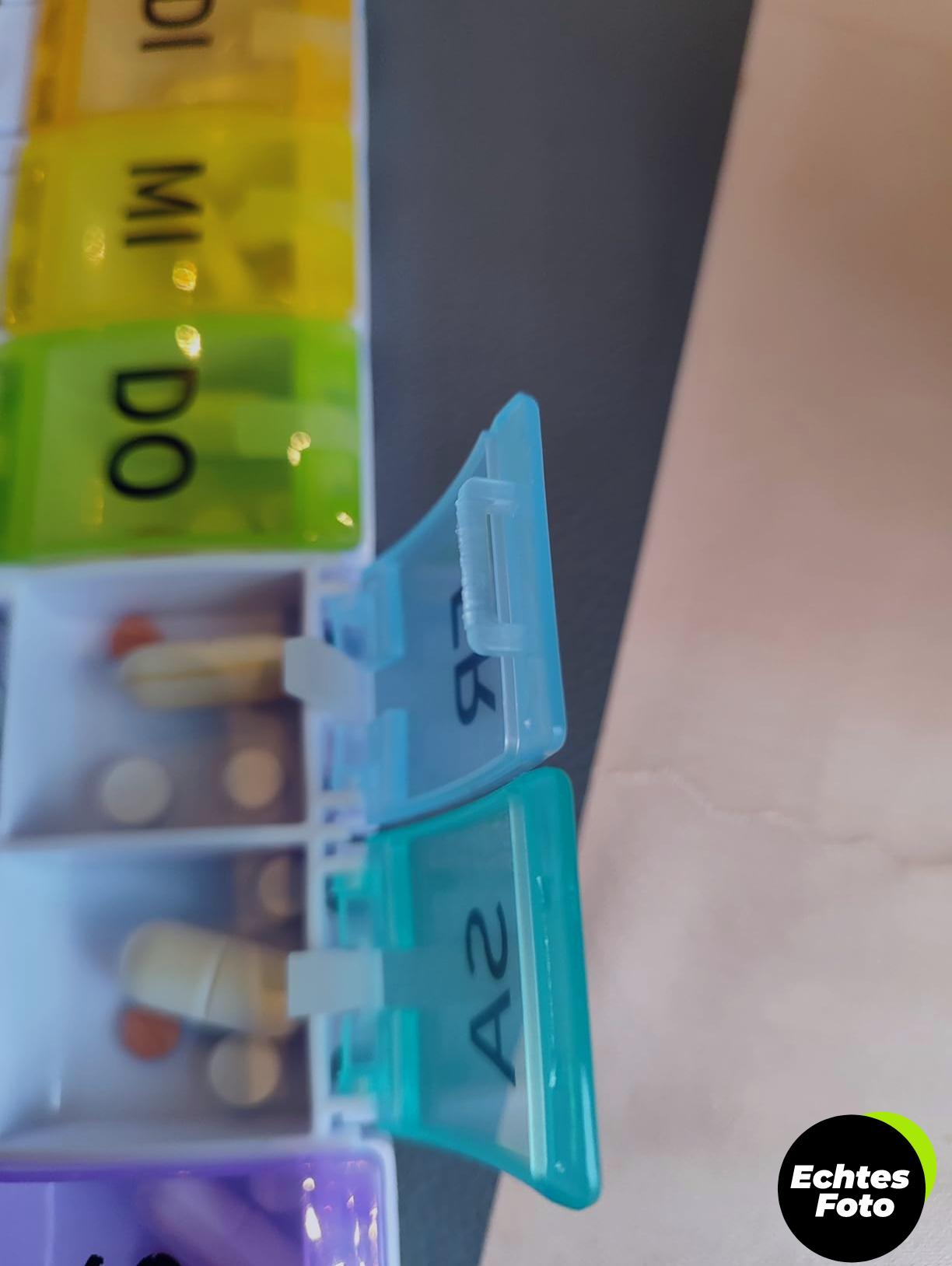 opret-pillenbox-7-tage-regenbogen-foto-2