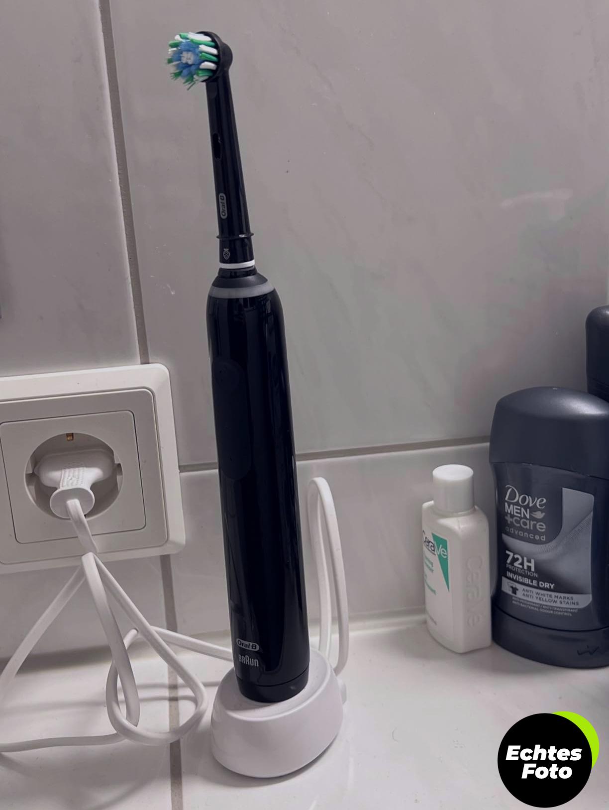 oral-b-pro-3-electric-toothbrush-set-braun-schwarz-foto-1
