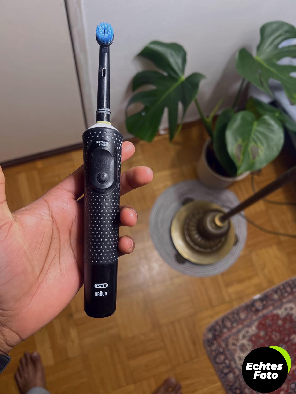oral-b-vitality-pro-zahnbuerste-1er-schwarz-braun-foto-2