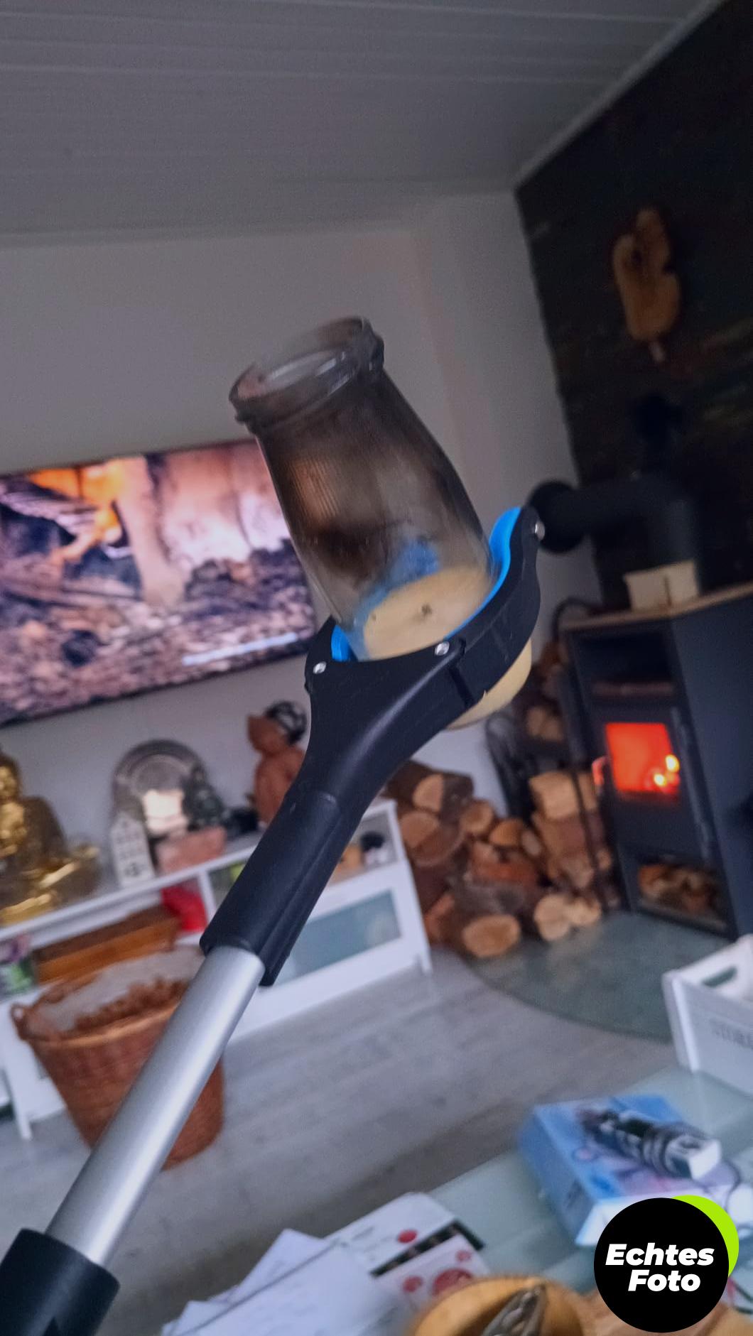 senioren-greifzange-91cm-blau-faltbar-ergonomisch-foto-1
