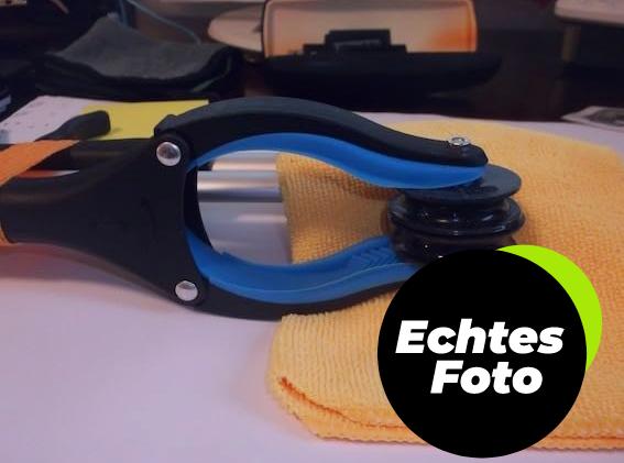 senioren-greifzange-91cm-blau-faltbar-ergonomisch-foto-3