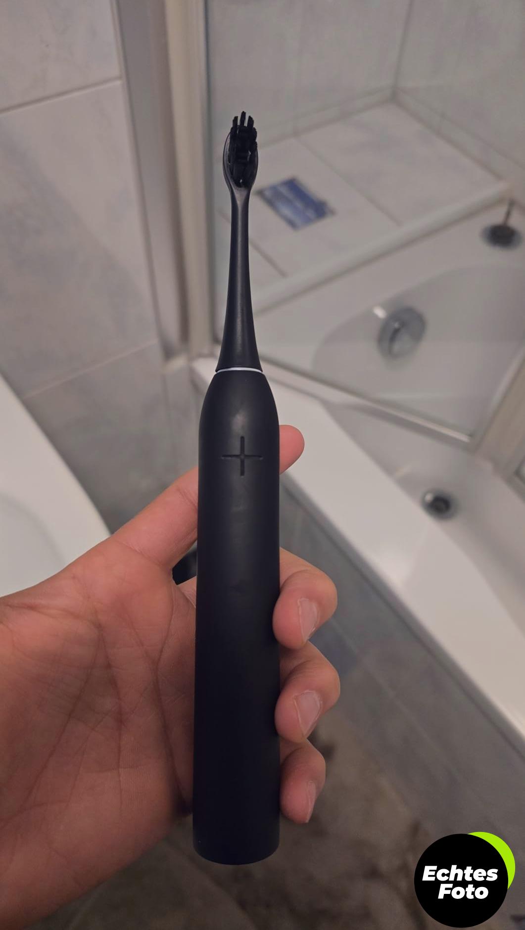 wondersmile-schallzahnbuerste-pro-testsieger-ultimate-black-foto-2